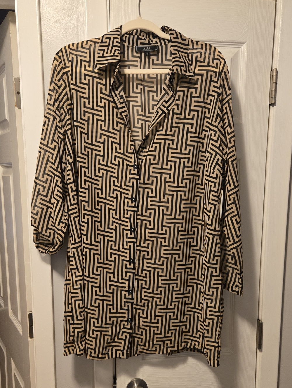 Vibe Sheer Black and Cream Maze-Print Button Shirt🤎⭐️ New